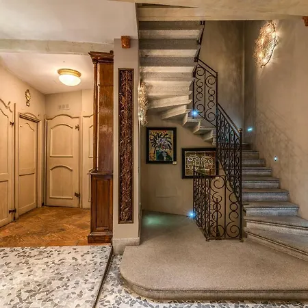 Santa Marta 4* מילאנו