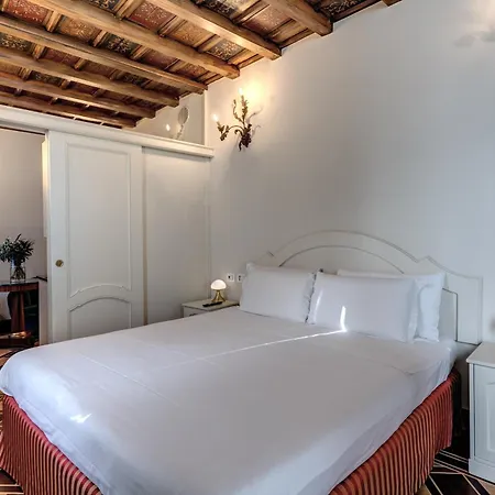 Santa Marta 4* Milan