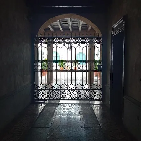 Santa Marta Милан