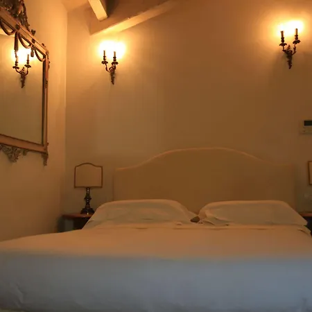 Santa Marta 4* Milan