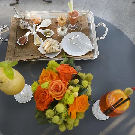 Hotel Santa Marta 4*